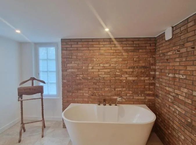 Гостевой дом Au Moulin Saint Nicol - 4*