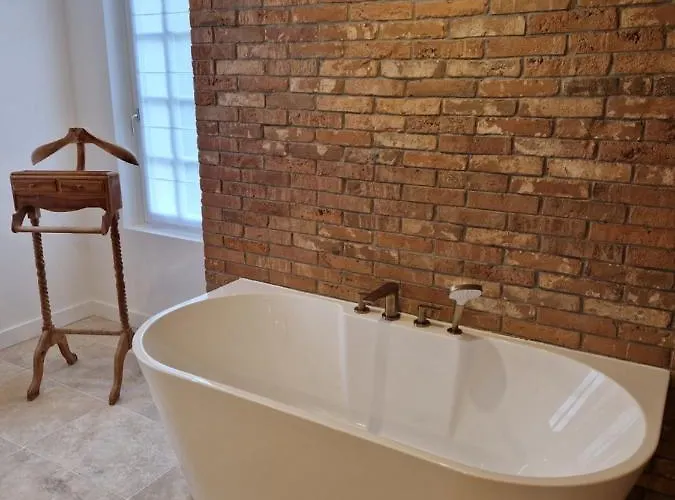 Au Moulin Saint Nicol - 4*